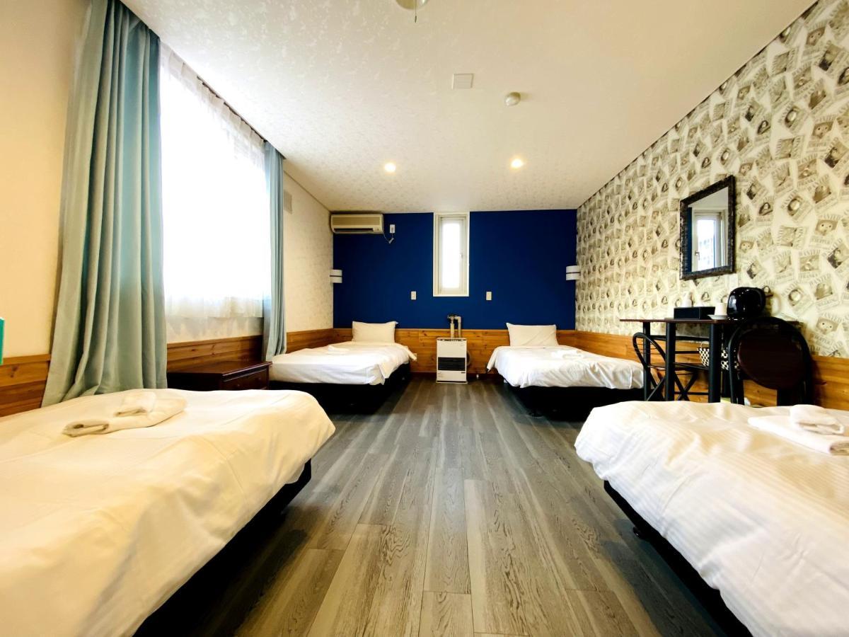 Petit Hotel Melon Nakafurano Exteriör bild