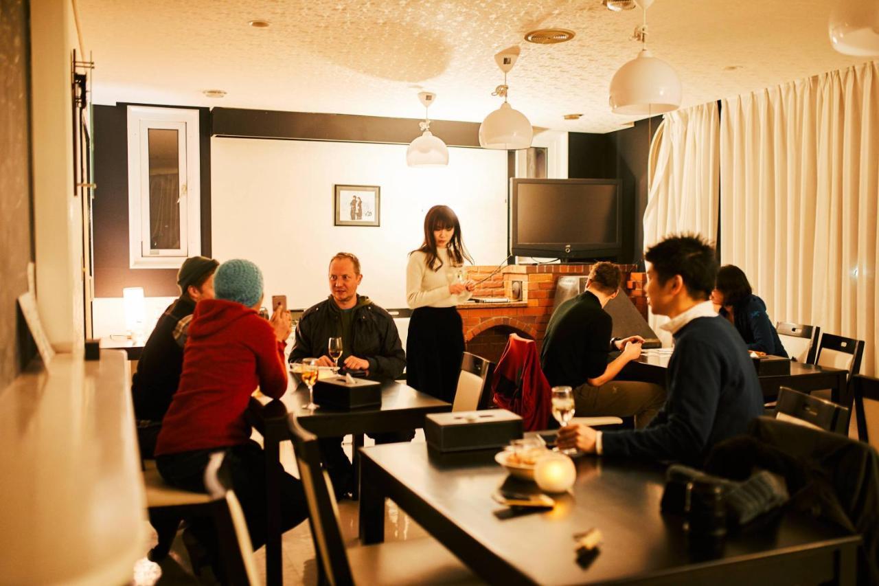 Petit Hotel Melon Nakafurano Exteriör bild